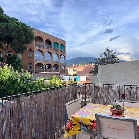 Alojamiento Con Encanto En Planta Superior Ideal Para Trabajo Y Escapadas Familiares En Montserrat Esparreguera Eksteriør billede