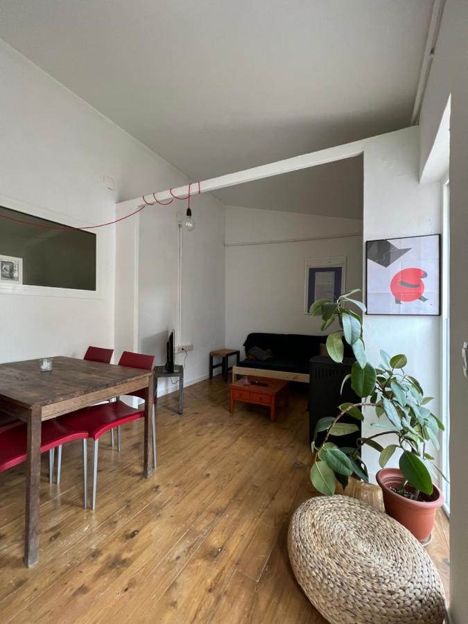 Alojamiento Con Encanto En Planta Superior Ideal Para Trabajo Y Escapadas Familiares En Montserrat Esparreguera Eksteriør billede