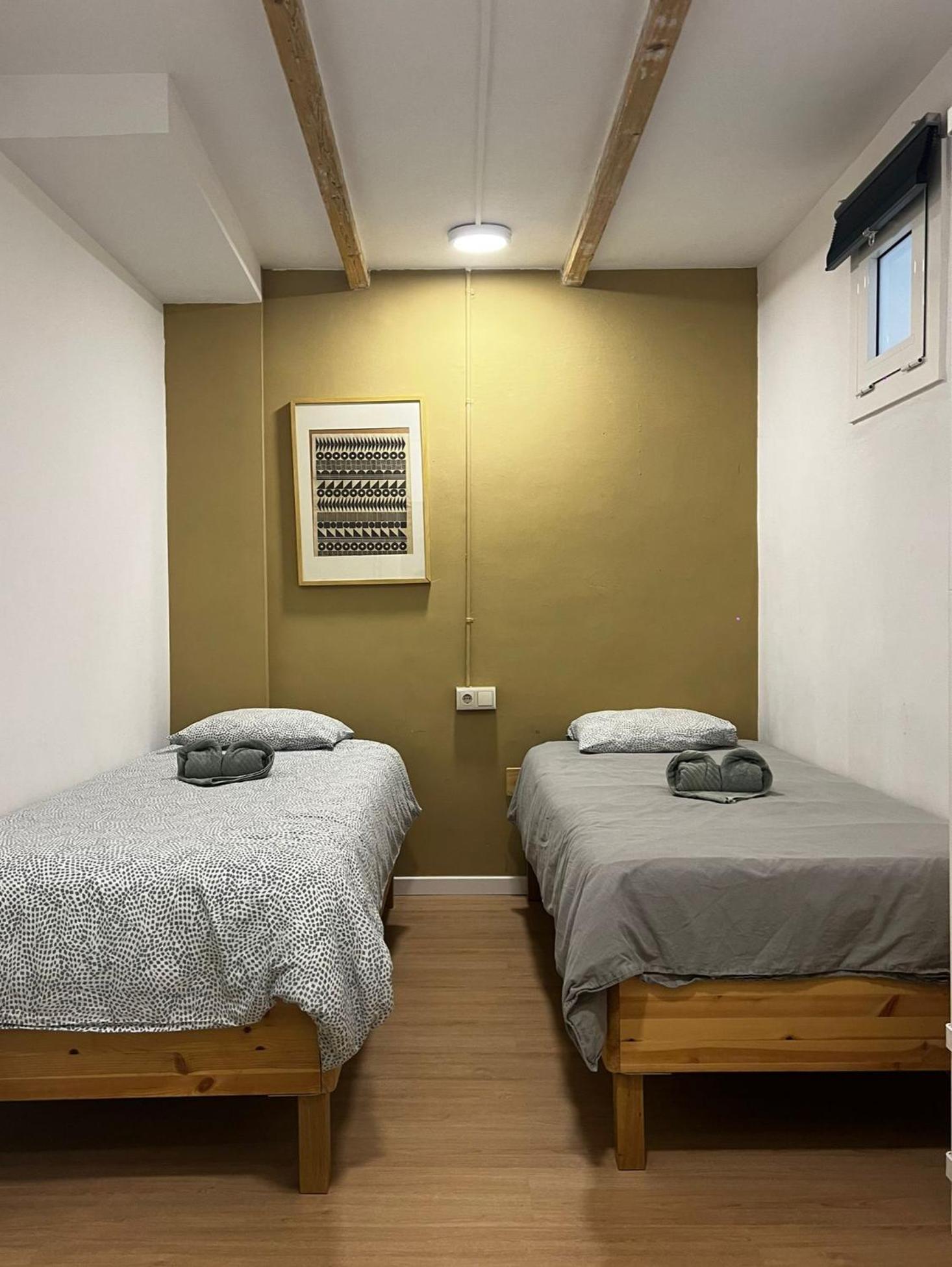 Alojamiento Con Encanto En Planta Superior Ideal Para Trabajo Y Escapadas Familiares En Montserrat Esparreguera Eksteriør billede