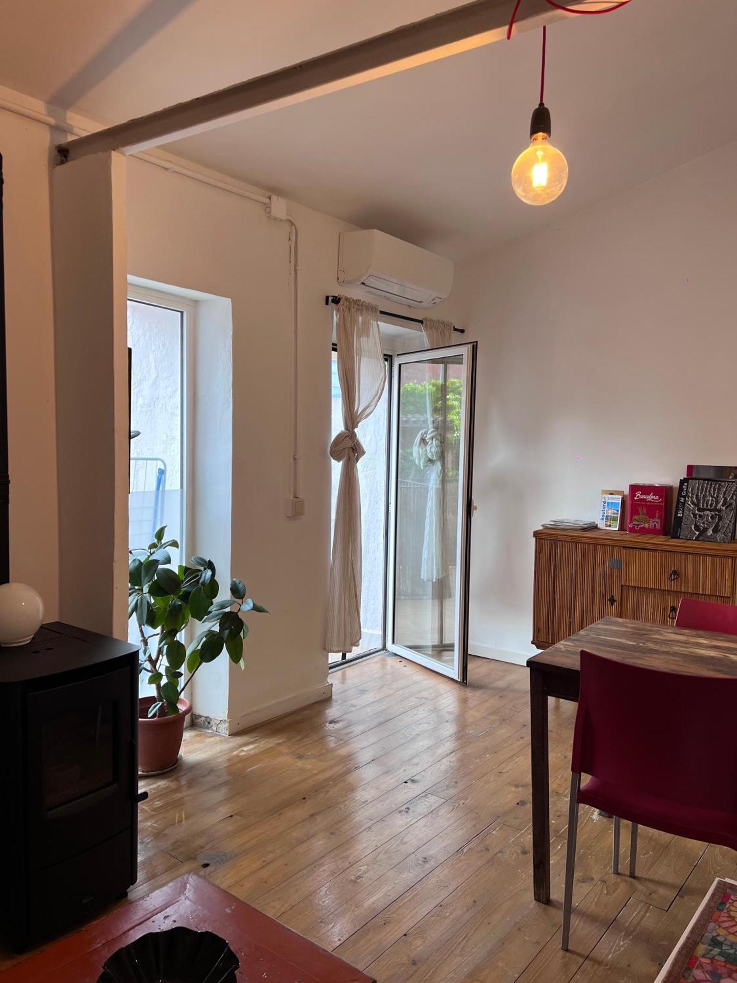 Alojamiento Con Encanto En Planta Superior Ideal Para Trabajo Y Escapadas Familiares En Montserrat Esparreguera Eksteriør billede